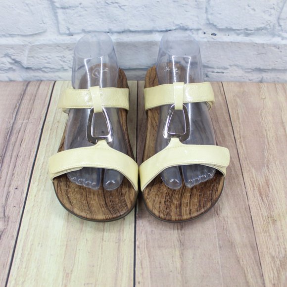 Orthaheel Vionic Layla II Pale Yellow Leather Strappy Slide Sandal Size 8 / 39 - Picture 5 of 9